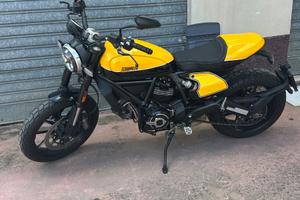 Ducati scrambler 800 full throttle