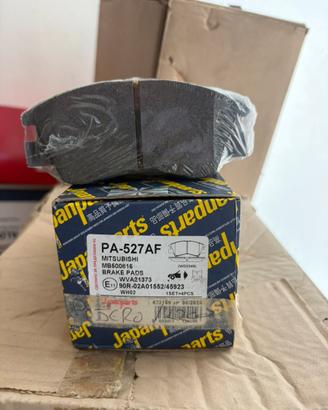 Pastiglie freno mitsubishi pajero I l200