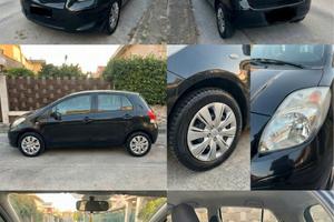 Toyota Yaris II 1.3 - 2009