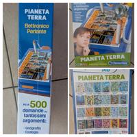 Pianeta terra parlante confezionato