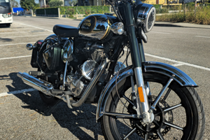 Royal enfield classic 500