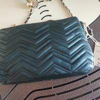Pochette con Tracolla