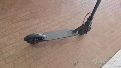 2 monopattini xiaomi