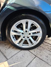 cerchi per n lega mercedes più gomme