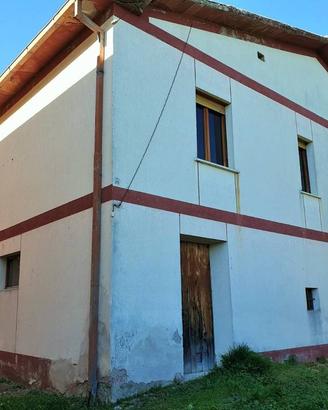 Casa indipendente di 163 m² con 5 locali a Castell