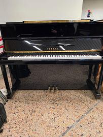 Pianoforte Yamaha P116 seminuovo con trasporto