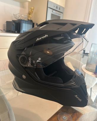 Casco Airoh Commander Black Matt