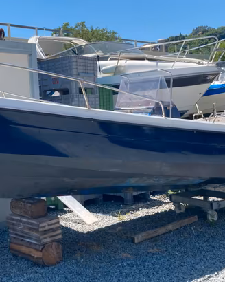 BARCA PENELOPE USATA con motore Yamaha 40hp