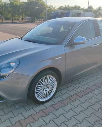 Alfa Romeo Giulietta 1.6 105cv Exclusive tagliand.