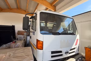 Camion Nissan patente c