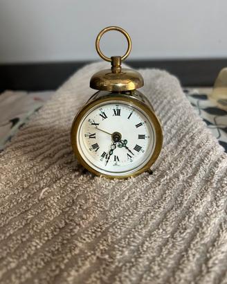 Sveglia vintage da viaggio funzionante