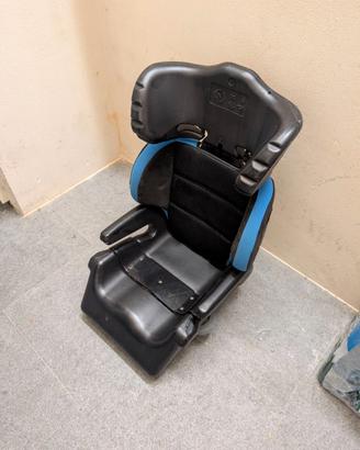 Seggiolino AUTO altezza 100 ->150 cm