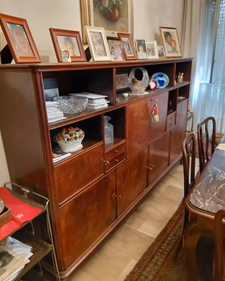 Credenza buffet con alzata