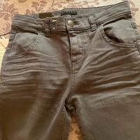 Pantaloni corti Sisley