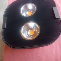 Faro led professionale 150W luce esterna