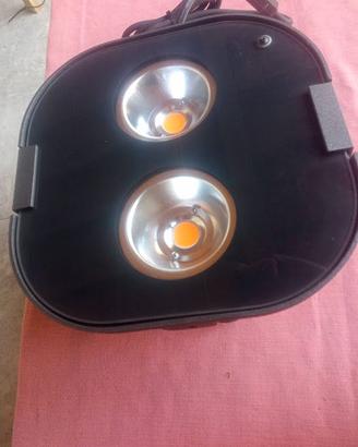 Faro led professionale 150W luce esterna