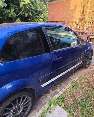 Ford Fiesta ST150 stock originale BLU Performance!