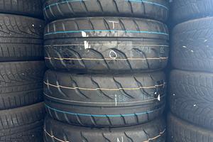 Toyo 195/55r15 82v R888R NUOVE