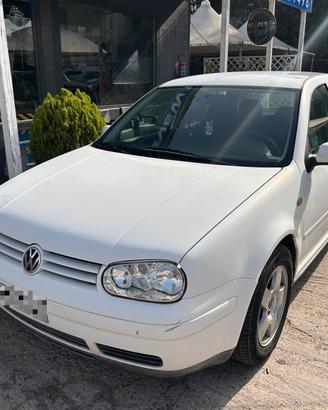 Volkswagen Golf 1.8 cat 5 porte Highline