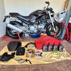 Ducati Monster 600 Dark