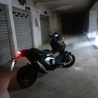 Honda x adv 750