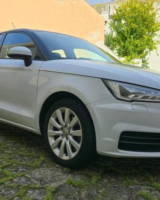 Audi A1 SPB 1.6 TDI 116 CV Metal plus