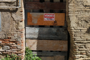 Cantina con grotta e punti luci