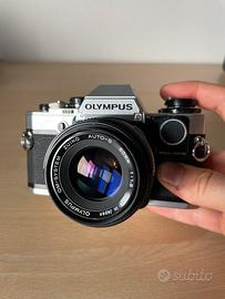 Olympus om-10