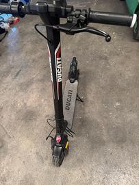 Monopattino elettrico Ducati Pro 2