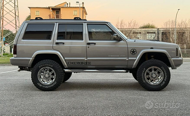 JEEP CHEROKEE XJ