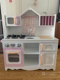 Cucina giocattolo per bambini
