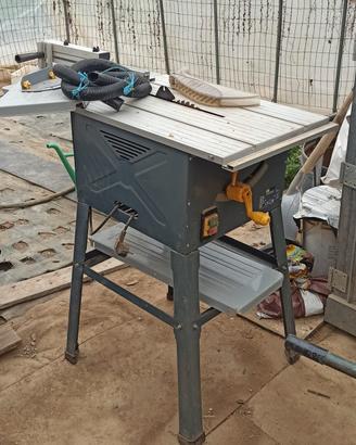 sega circolare elettrica da banco