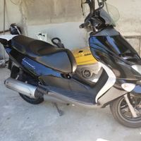 Aprilia Leonardo 2004 st 125