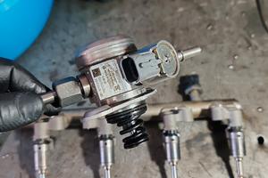 4 iniettori e pompa alta pressione 1750 tbi qv