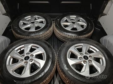 Cerchi e gomme Ford Transit Custom da16