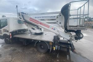 Piattaforma aerea elevabile Oil & Steel snake 2010