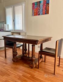 Tavolo in legno vintage