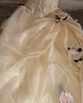 Abito sposa color Champagne con rose e ricami 100%