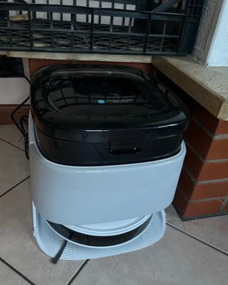 Robot aspirapolvere 