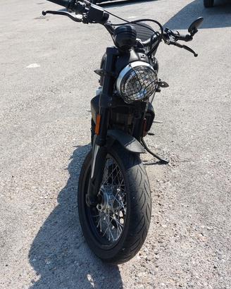 Ducati scrambler 800