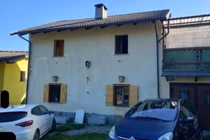 Immobile in asta di 143 m² con 3 locali a Barge