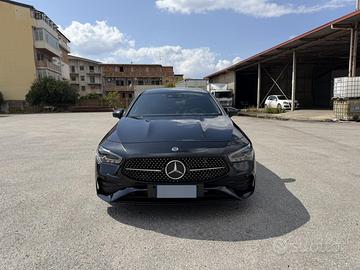 Mercedes cla shooting brake 200 D AMG Premium Plus