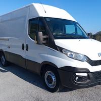 Iveco Daily 35S15 Medio Alto