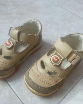 SCARPINE nr. 22 marca CANGURO, in pelle