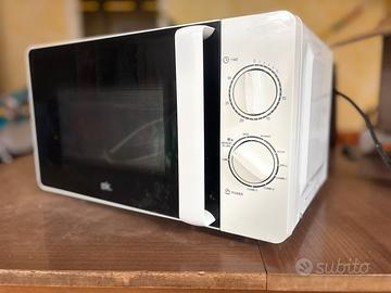 Forno a microonde con grill da 20 litri, 700 watt