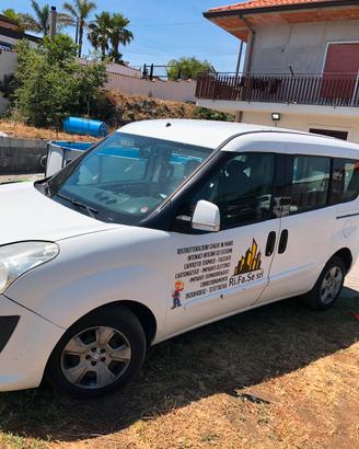 Fiat doblo 2012