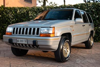 Jeep Gran Cherokee 5.2 v8  Limited GPL CRS