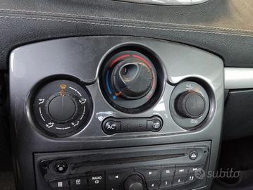 Comandi riscaldamento RENAULT CLIO del 2011