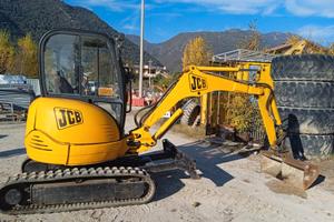 Miniescavatore JCB mod.8027Z