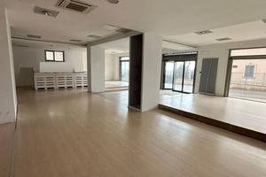 Immobile di 400 m² con 1 locale a Tivoli